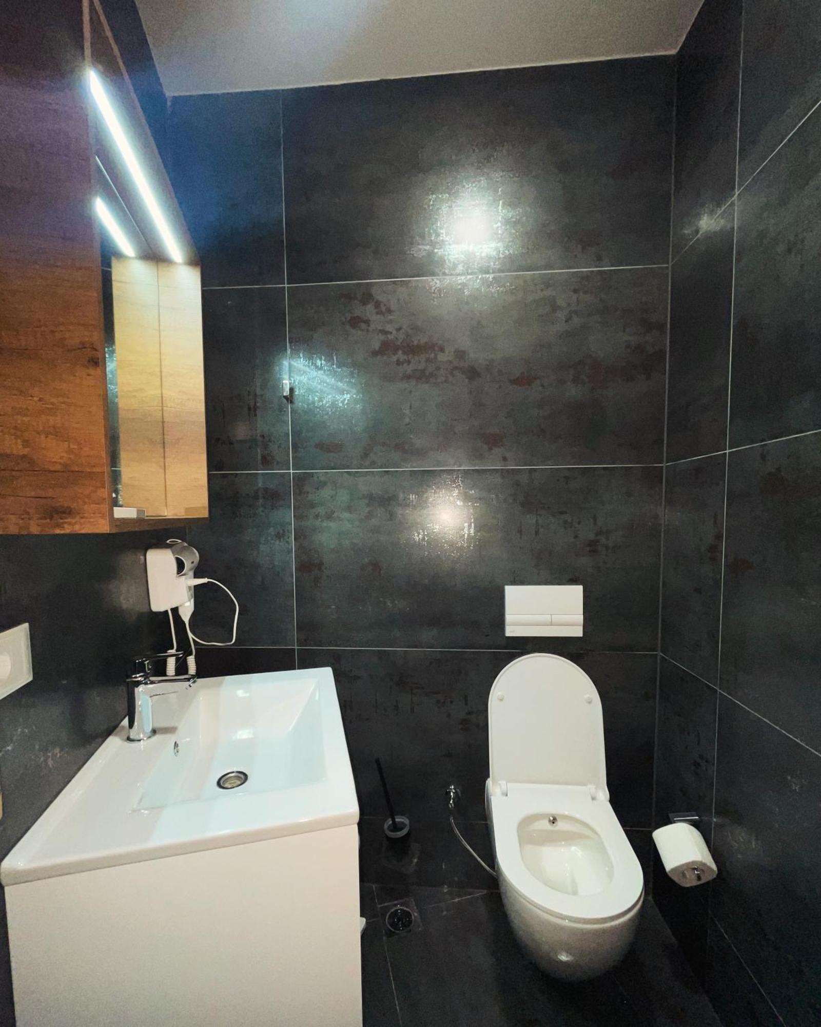 Grand Jnk Boutique Hotel Kukes Экстерьер фото
