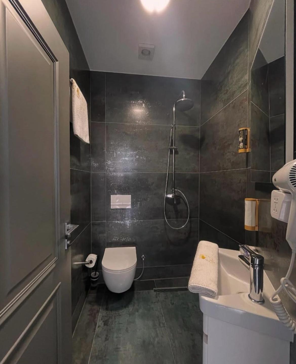 Grand Jnk Boutique Hotel Kukes Экстерьер фото